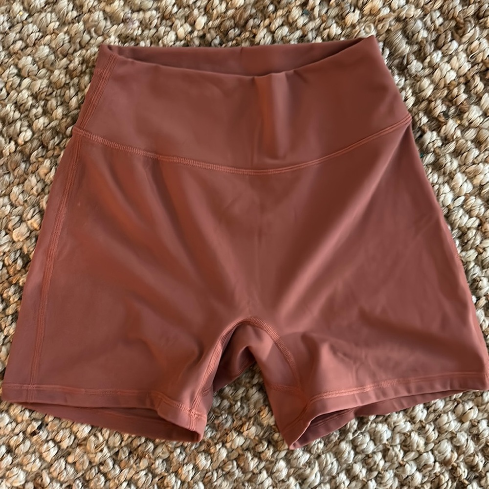 Buffbunny Legacy shorts foxy brown, size small.  Worn once